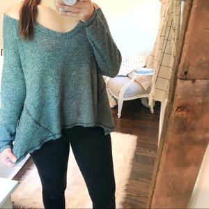 Altr’D State medium oversized cold shoulder blouse